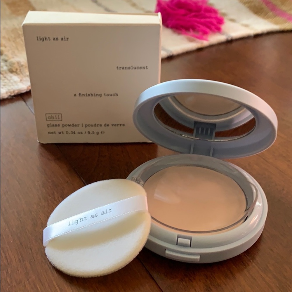 ohii ‘light as air’ translucent powder